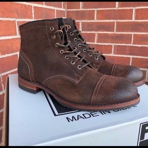 Frye Logan Toe Cap Boots!